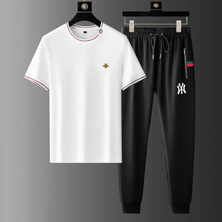 Picture of Gucci Shirt Pant Suits _SKUGucciM-4XL25cn230922011